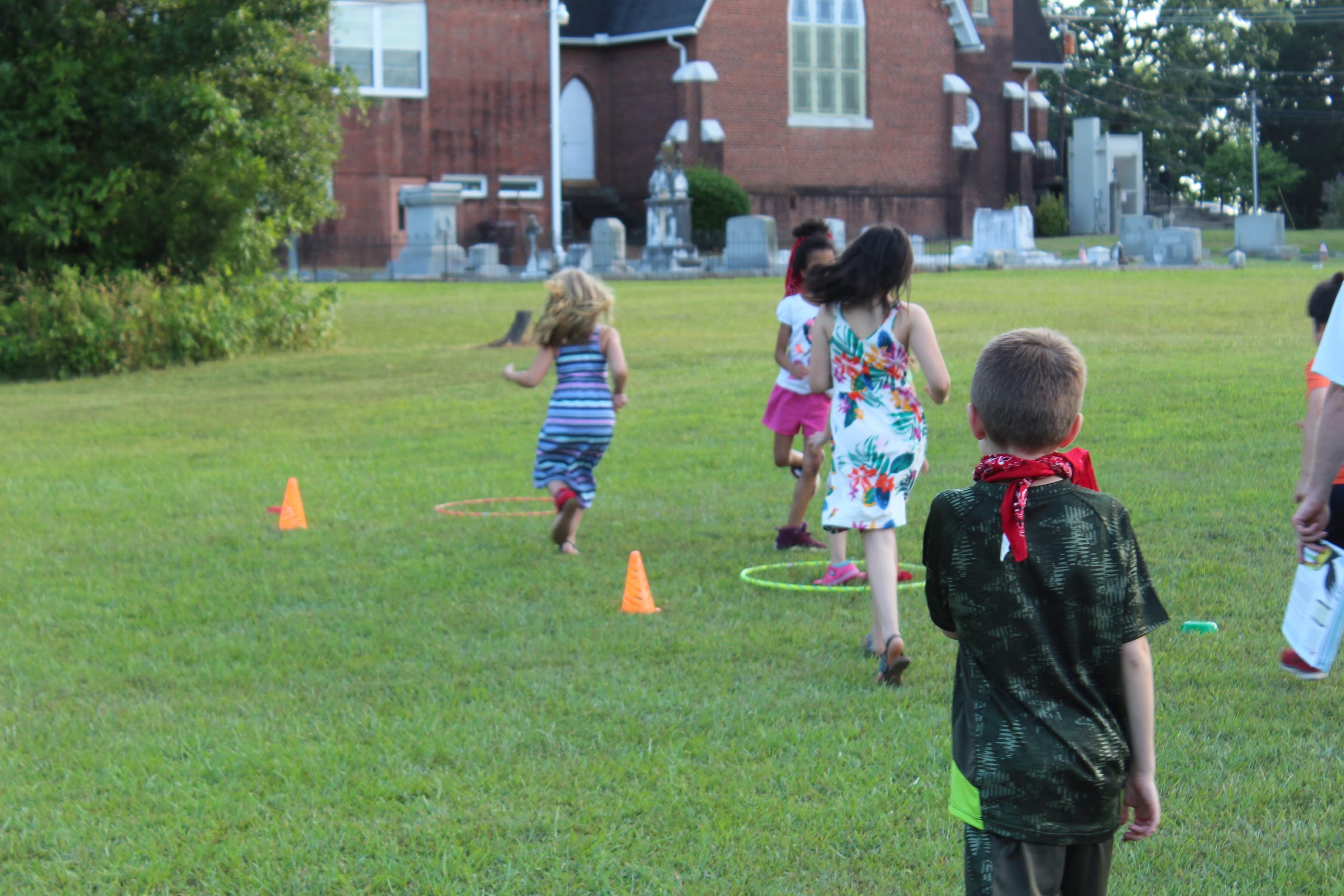 children playing a game at VBS